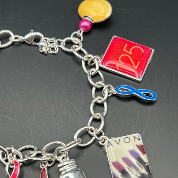 Vintage Avon Enameled Charm Bracelet - Picture 4 of 4